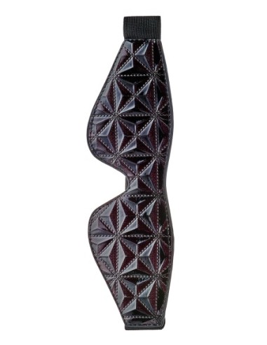 BLAZE CON LOS OJOS MORADOS