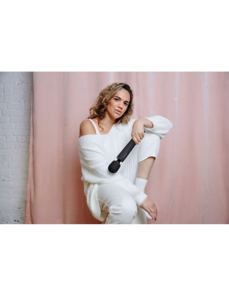 MASAJEADOR RECARGABLE LE WAND NEGRO MATE