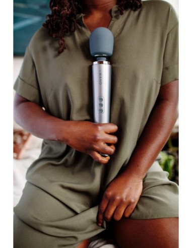 MASAJEADOR RECARGABLE LE WAND GRIS