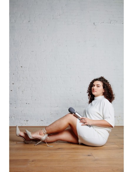 MASAJEADOR RECARGABLE LE WAND GRIS