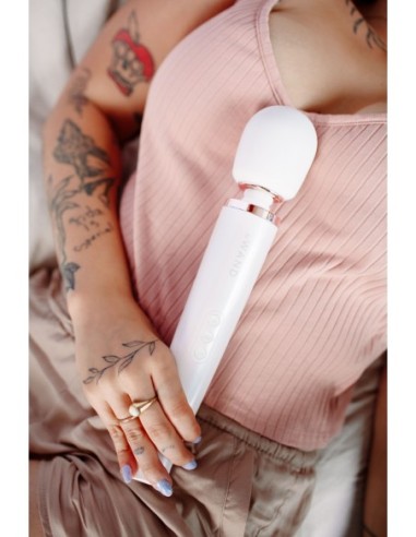 MASAJEADOR RECARGABLE LE WAND BLANCO PERLA