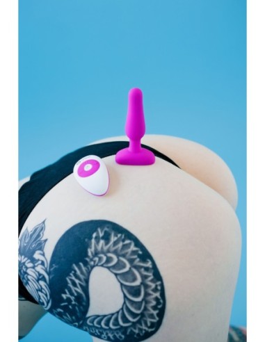 B-VIBE PLUG NOVICE FUCSIA