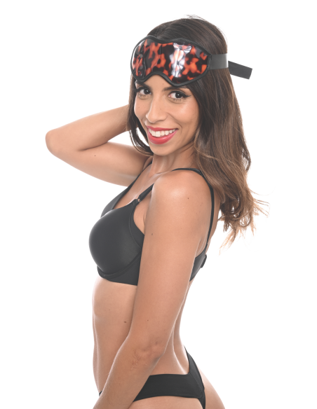 HOJAS DEPORTIVAS ÁMBAR CON LOS OJOS ANIMAL