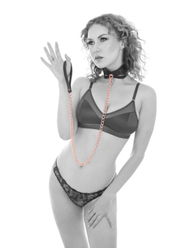 COLLAR Y CORREA SEXO Y TRAVIESO MOCOSO