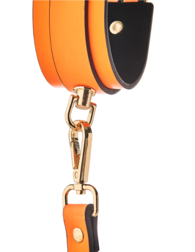 ESPOSAS RADIANTES QUE BRILLAN EN NARANJA OSCURO