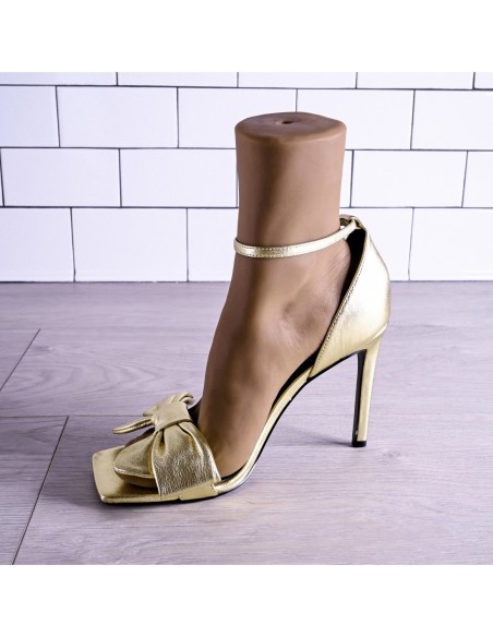 ZERO TOLERANCE PUSSY FOOTIN, DARK