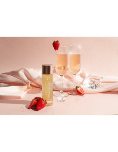 HIGH ON LOVE MASSAGE OIL STRAWBERRIES AND...