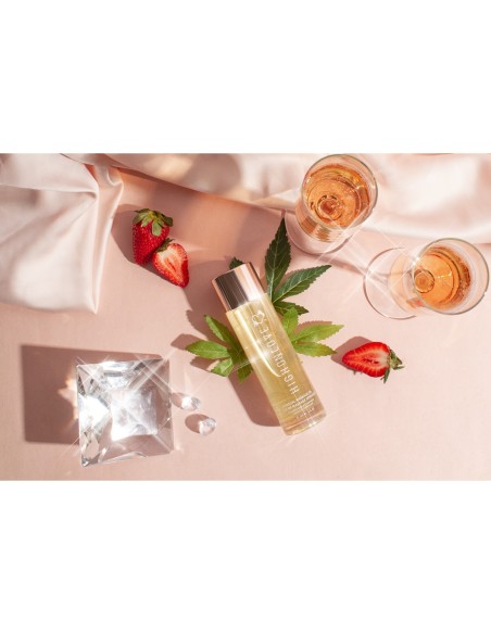 HIGH ON LOVE MASSAGE OIL STRAWBERRIES AND CHAMPAGNE 120ML