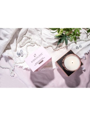 HIGH ON LOVE MASSAGE CANDLE SIGNATURE SCENT 820ML