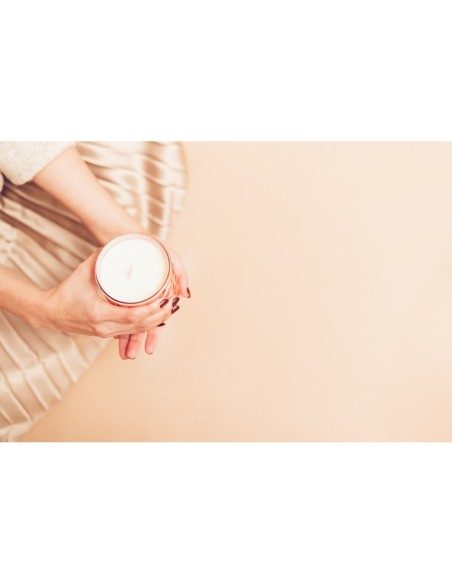 HIGH ON LOVE MASSAGE CANDLE SIGNATURE SCENT 820ML