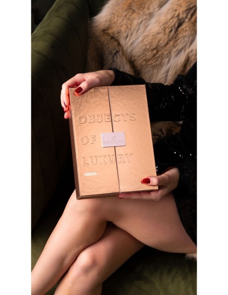 HIGH ON LOVE OBJECTS OF LUXURY GIFT SET