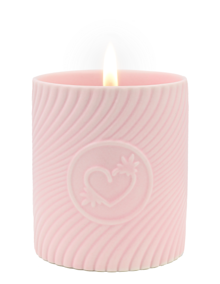 HIGH ON LOVE PINK MASSAGE CANDLE LITCHI MARTINI 220ML