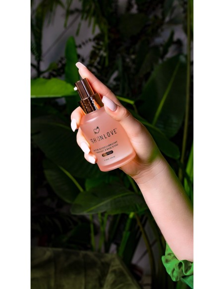 HIGH ON LOVE LUBRICANTE A BASE DE AGUA SEMILLAS DE CÁÑAMO 120ML