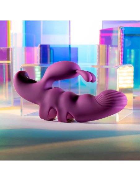 PLAYBOY ECHAR UNA MANO