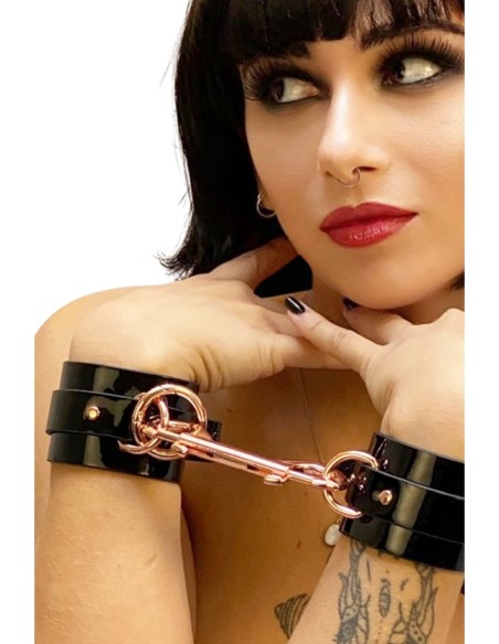 KINKY DIVA WRIST CUFFS BLACK