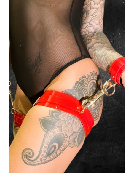 KINKY DIVA PUÑOS DE MUÑECA Y MUSLO ROJOS