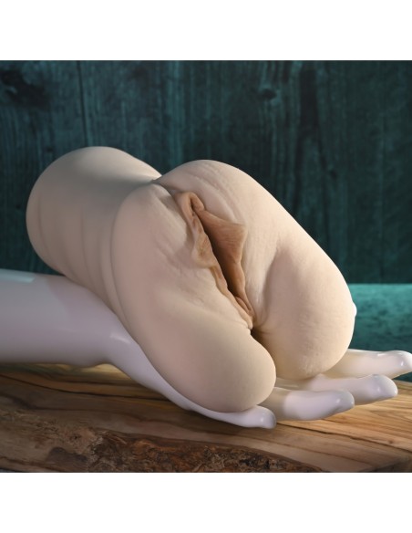 ZERO TOLERANCE STROKER DANI DANIELS LIGHT FLESH