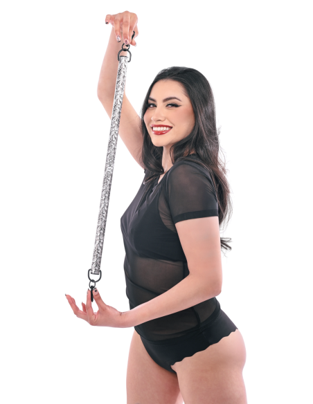 SPORTSHEETS SEX AND MISCHIEF LACE SPREADER BAR