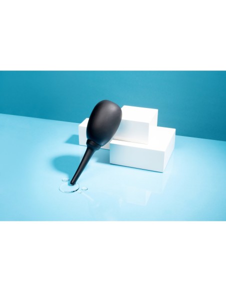 B-VIBE FLEXIBLE SILICONE ANAL DOUCHE