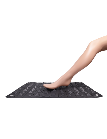 SPORTSHEETS EDGE SPIKED PUNISHMENT MAT