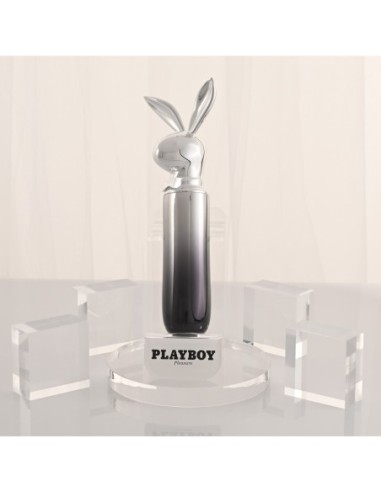 PLAYBOY BUNNY ON THE GO