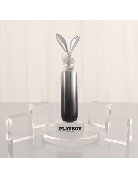 PLAYBOY BUNNY ON THE GO