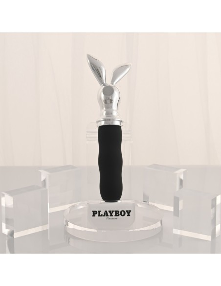 PLAYBOY BUNNY ON THE GO